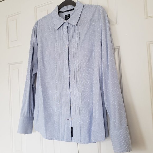 Tommy Hilfiger pleated button up blouse - chambray seersucker - Size L - Picture 5 of 16